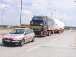 escorta auto pentru convoaie agabaratice - www.gabmartransport.ro
